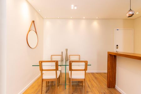 Apartamento à venda com 80m², 2 quartos e 1 vagaSala