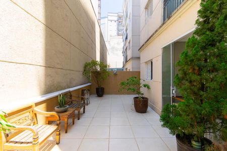 Apartamento à venda com 80m², 2 quartos e 1 vagaVaranda