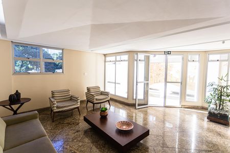 Apartamento à venda com 130m², 4 quartos e 2 vagasHall de entrada