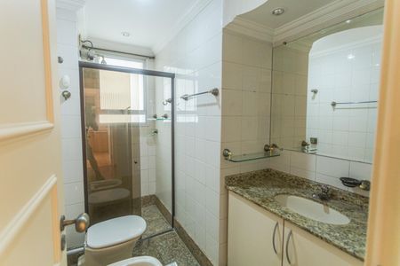 Apartamento à venda com 130m², 4 quartos e 2 vagasBanheiro Social