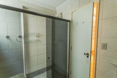 Apartamento à venda com 130m², 4 quartos e 2 vagasBanheiro da Suíte