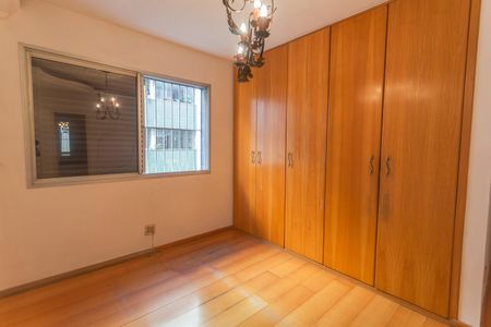 Apartamento à venda com 130m², 4 quartos e 2 vagasSuíte