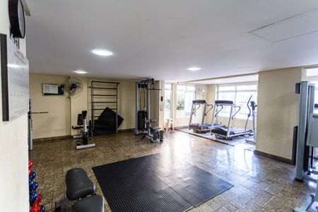 Apartamento à venda com 130m², 4 quartos e 2 vagasÁrea comum - Academia