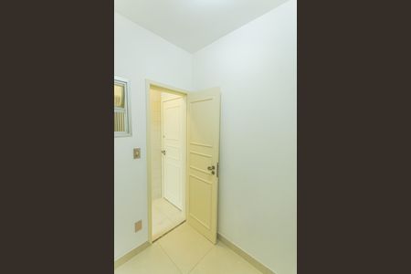 Apartamento à venda com 130m², 4 quartos e 2 vagasQuarto de Serviço