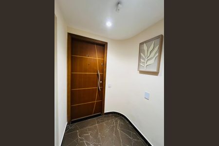 Apartamento para alugar com 96m², 3 quartos e 2 vagasEntrada