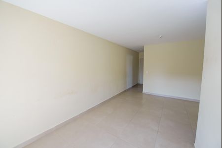 Apartamento para alugar com 72m², 2 quartos e 1 vagaSala