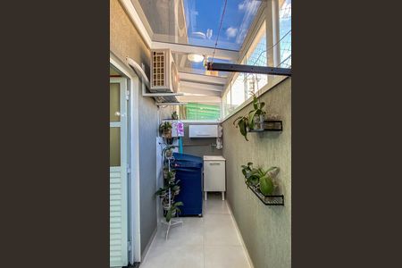 Apartamento à venda com 55m², 2 quartos e 1 vaga Apartamento à venda com 55m², 2 quartos e 1 vagaÁrea de Serviço