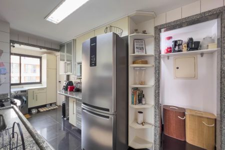 Apartamento à venda com 106m², 3 quartos e 2 vagasCozinha