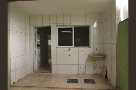 Casa à venda com 80m², 3 quartos e 1 vagaÁrea de Serviço