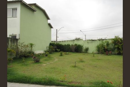 Casa à venda com 80m², 3 quartos e 1 vagaÁrea Comum