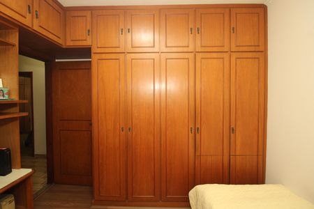 Casa à venda com 126m², 3 quartos e 2 vagasQuarto