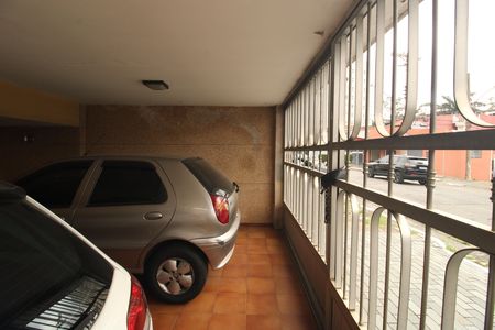 Garagem de casa à venda com 3 quartos, 126m² em Vila São José, São Paulo