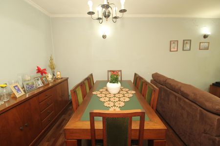 Sala de casa à venda com 3 quartos, 4m² em Vila São José, São Paulo