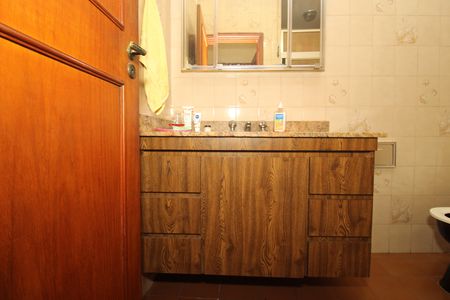 Casa à venda com 126m², 3 quartos e 2 vagasBanheiro da Suíte