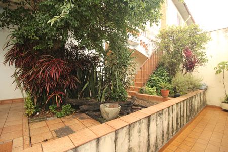 Casa à venda com 126m², 3 quartos e 2 vagasQuintal