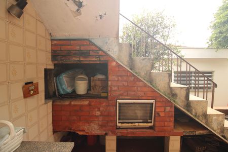 Casa à venda com 126m², 3 quartos e 2 vagas Churrasqueira