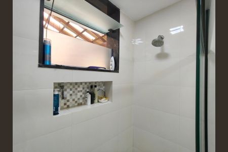 Apartamento à venda com 78m², 2 quartos e 1 vagaBanheiro Corredor