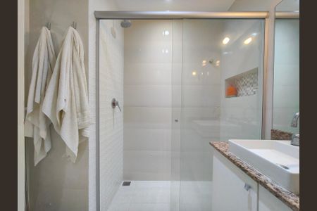 Apartamento à venda com 78m², 2 quartos e 1 vagaBanheiro da Suíte