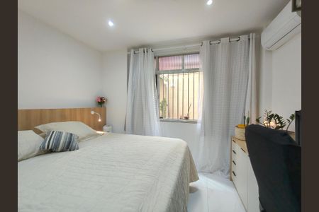 Apartamento à venda com 78m², 2 quartos e 1 vagaQuarto