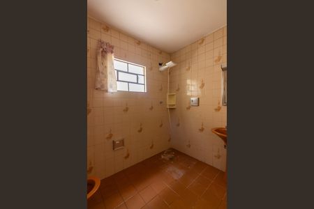 Casa para alugar com 180m², 3 quartos e sem vaga Casa para alugar com 180m², 3 quartos e sem vagaBanheiro 1