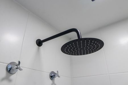 Apartamento à venda com 83m², 2 quartos e 2 vagasBanheiro da Suíte 2