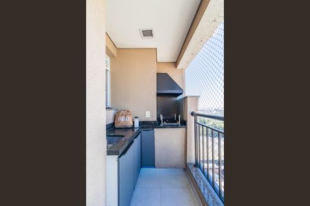 Sala de apartamento para alugar com 2 quartos, 83m² em Centro Comercial Jubran, Barueri