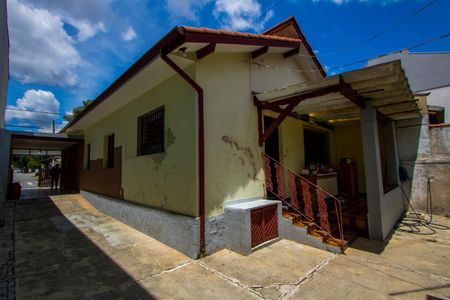 Casa para alugar com 213m², 4 quartos e 4 vagasQuintal