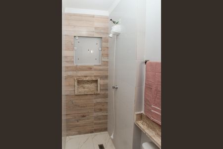 Banheiro de apartamento para alugar com 1 quarto, 27m² em Vila Gustavo, São Paulo