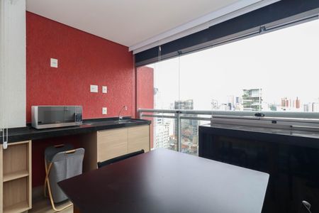 Varanda de kitnet/studio para alugar com 1 quarto, 30m² em Pinheiros, São Paulo