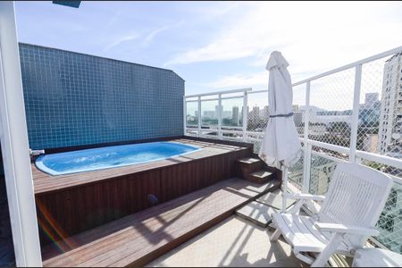 Apartamento para alugar com 159m², 3 quartos e 2 vagasTerraço