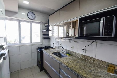 Apartamento para alugar com 159m², 3 quartos e 2 vagasCozinha