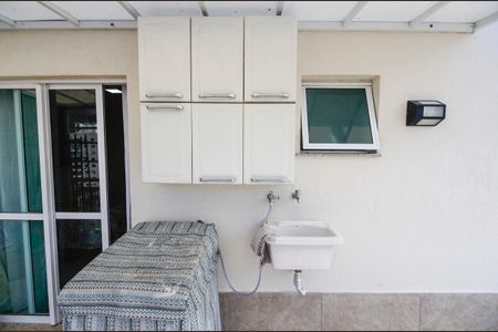 Apartamento para alugar com 159m², 3 quartos e 2 vagasÁrea de Serviço