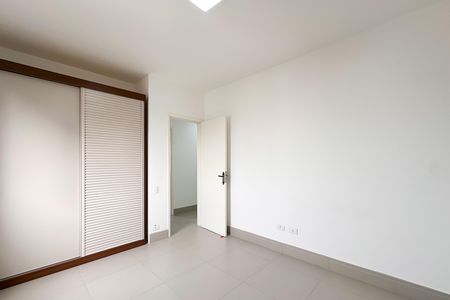 Apartamento para alugar com 85m², 2 quartos e 1 vagaQuarto