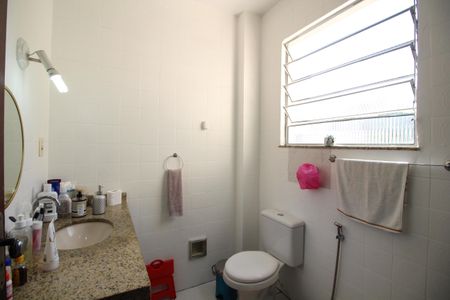 Apartamento à venda com 98m², 2 quartos e 1 vagaBanheiro Social