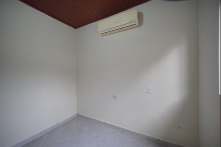 Quarto 2 de casa para alugar com 2 quartos, 60m² em São João do Rio Vermelho, Florianópolis
