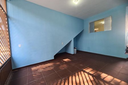Casa para alugar com 120m², 2 quartos e 1 vaga Casa para alugar com 120m², 2 quartos e 1 vagaGaragem
