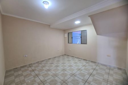 Casa para alugar com 120m², 2 quartos e 1 vaga Casa para alugar com 120m², 2 quartos e 1 vagaSuite