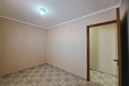 Casa para alugar com 120m², 2 quartos e 1 vaga Casa para alugar com 120m², 2 quartos e 1 vagaQuarto 1