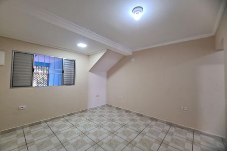Casa para alugar com 120m², 2 quartos e 1 vaga Casa para alugar com 120m², 2 quartos e 1 vagaSuite