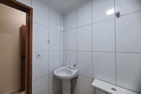Casa para alugar com 120m², 2 quartos e 1 vaga Casa para alugar com 120m², 2 quartos e 1 vagaBanheiro da Suíte