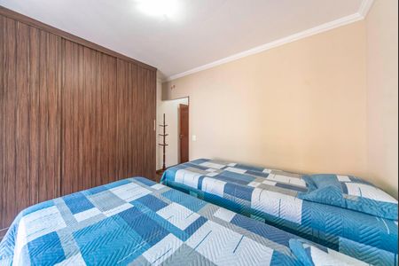 Casa à venda com 192m², 2 quartos e 2 vagas Casa à venda com 192m², 2 quartos e 2 vagasSuíte 2