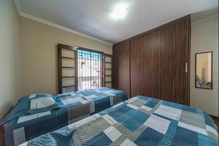 Casa à venda com 192m², 2 quartos e 2 vagas Casa à venda com 192m², 2 quartos e 2 vagasSuíte 2