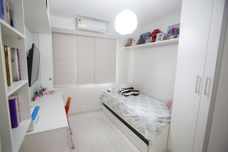 Apartamento à venda com 128m², 3 quartos e 2 vagasQuarto 2