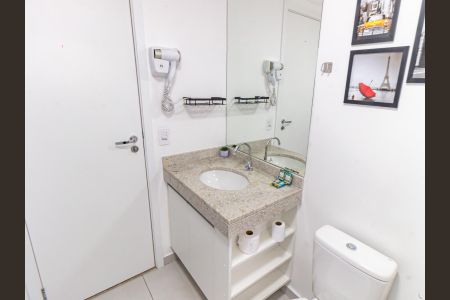 Apartamento à venda com 40m², 1 quarto e sem vagaBanheiro