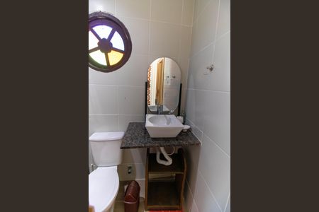 Casa à venda com 164m², 3 quartos e sem vagaBanheiro 2