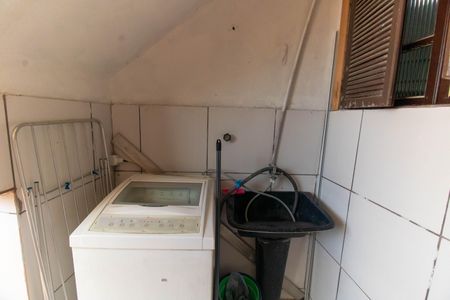 Casa à venda com 164m², 3 quartos e sem vagaÁrea de Serviço