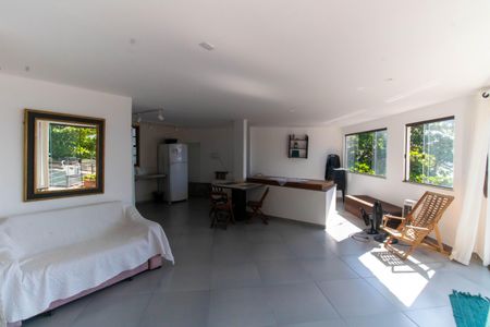 Casa à venda com 164m², 3 quartos e sem vagaSala