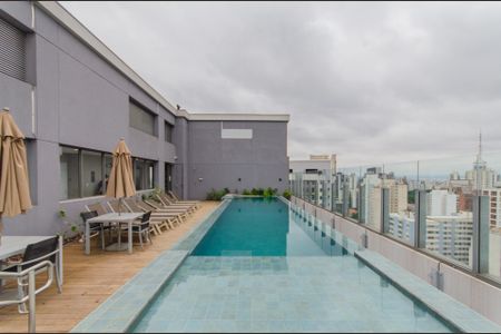 Studio para alugar com 26m², 1 quarto e sem vaga Studio para alugar com 26m², 1 quarto e sem vagaÁrea comum - Piscina