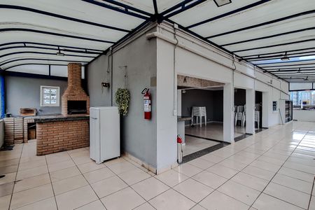 Apartamento para alugar com 86m², 2 quartos e sem vagaÁrea comum - Churrasqueira