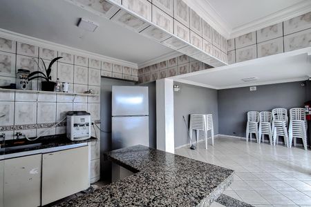 Apartamento para alugar com 86m², 2 quartos e sem vagaÁrea comum - Salão de festas